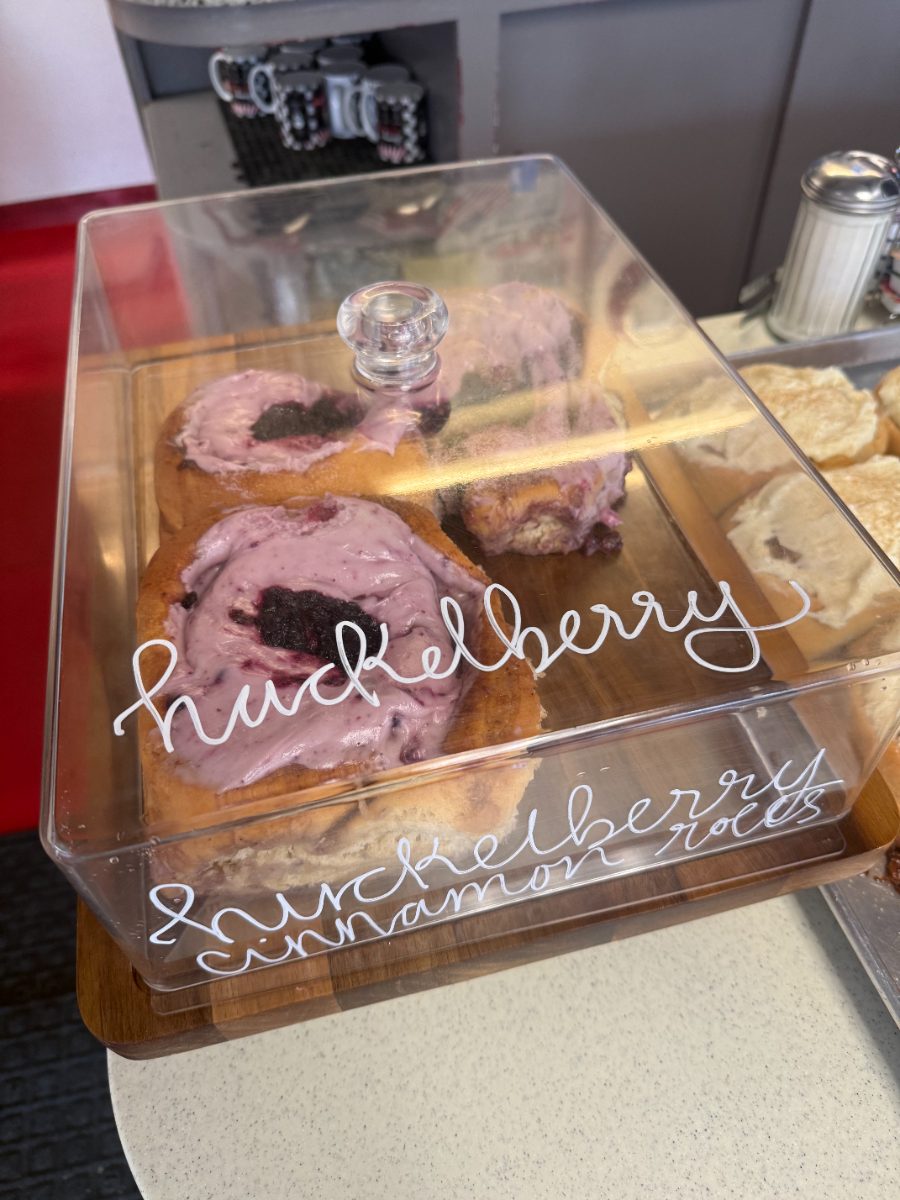 Huckleberry Cinnamon Roll (Seasonal)